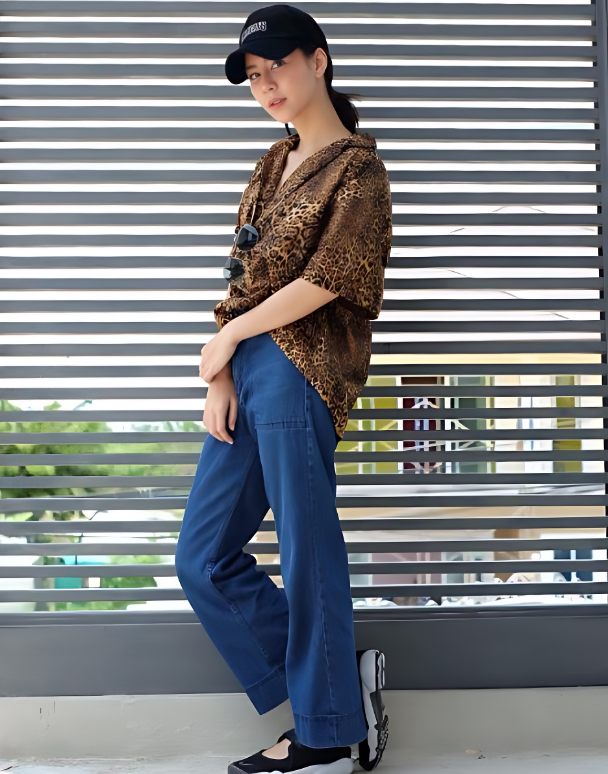 ยูมิโกะ สุชิยะ พิธีกรสาวสาววัยใส เน็ตไอดอลขวัญใจหนุ่มไทย 12