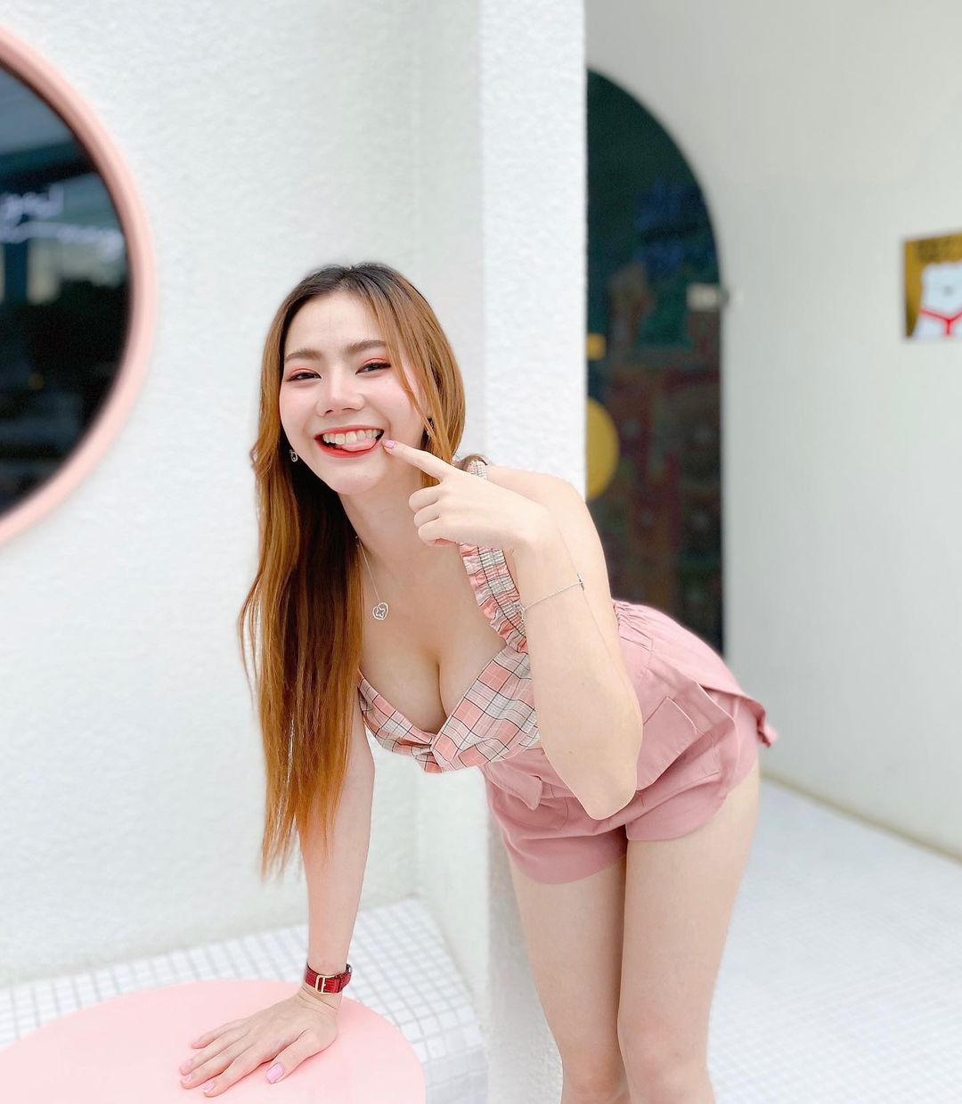 เปิดวาร์ป ฟักแฟง ก็มาดิครับ พริตตี้สาวฮอต หุ่นแซ่บสุดเซ็กซี่ 17