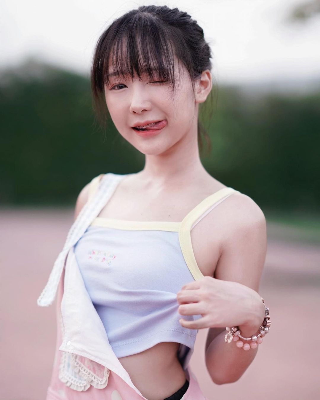 เปิดวาร์ป มินตัน สาวสายแบ๊ว น่ารักสดใส 37