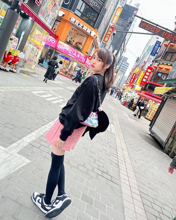 เก๋ไก๋สไลเดอร์ เปิดวาร์ป สาวสวย ยูทูปเบอร์ชื่อดัง ดีกรีนางเองป้ายแดง 7
