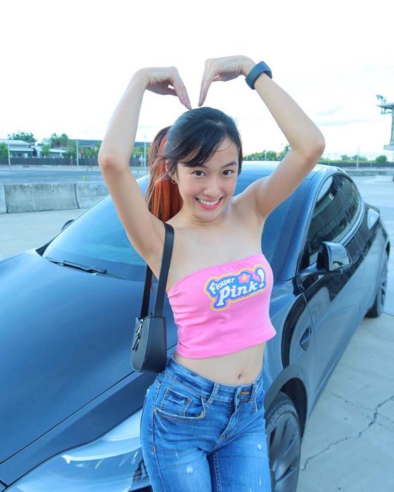 เก๋ไก๋สไลเดอร์ เปิดวาร์ป สาวสวย ยูทูปเบอร์ชื่อดัง ดีกรีนางเองป้ายแดง 38