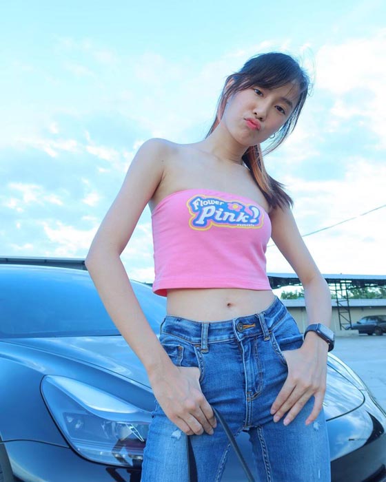 เก๋ไก๋สไลเดอร์ เปิดวาร์ป สาวสวย ยูทูปเบอร์ชื่อดัง ดีกรีนางเองป้ายแดง 39