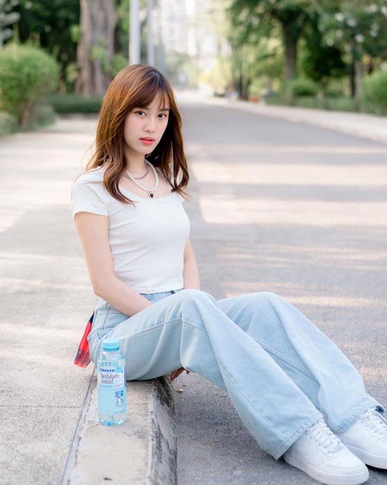 เก๋ไก๋สไลเดอร์ เปิดวาร์ป สาวสวย ยูทูปเบอร์ชื่อดัง ดีกรีนางเองป้ายแดง 2