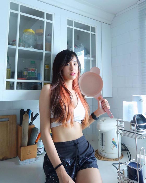 เก๋ไก๋สไลเดอร์ เปิดวาร์ป สาวสวย ยูทูปเบอร์ชื่อดัง ดีกรีนางเองป้ายแดง 55