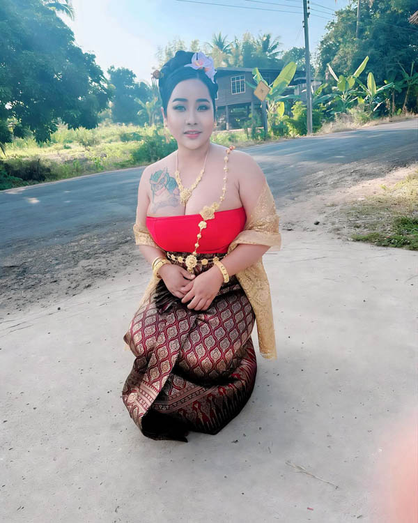 ปุ๊ก Petmanee เปิดวาร์ป เน็ตไอดอล สาวอวบ 500 cc การันตีความแซ่บ 19