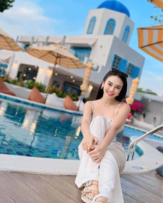 หลิว อาจารียา แจกวาร์ป นักร้องลูกทุ่ง สาวสวย เซ็กซี่ น่ารัก ขวัญใจหนุ่ม ๆ 22