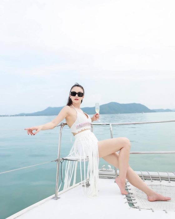 หลิว อาจารียา แจกวาร์ป นักร้องลูกทุ่ง สาวสวย เซ็กซี่ น่ารัก ขวัญใจหนุ่ม ๆ 26