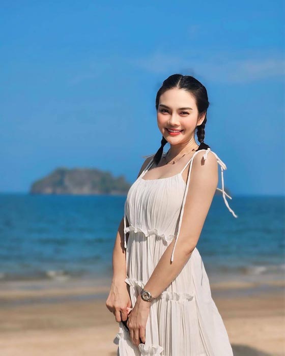 หลิว อาจารียา แจกวาร์ป นักร้องลูกทุ่ง สาวสวย เซ็กซี่ น่ารัก ขวัญใจหนุ่ม ๆ 27