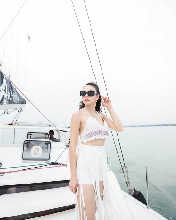 หลิว อาจารียา แจกวาร์ป นักร้องลูกทุ่ง สาวสวย เซ็กซี่ น่ารัก ขวัญใจหนุ่ม ๆ 32