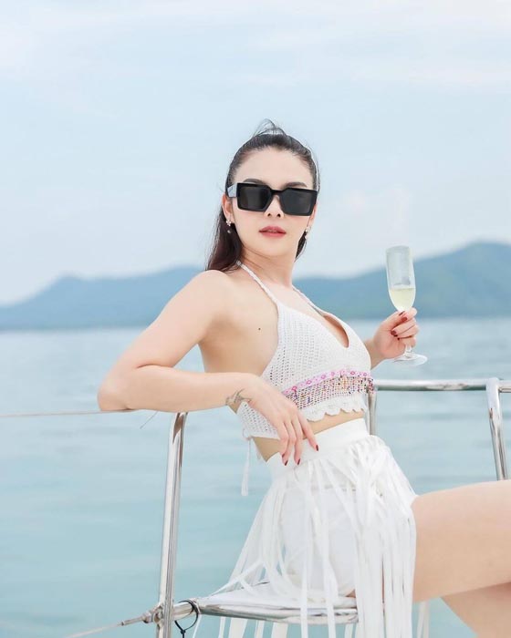 หลิว อาจารียา แจกวาร์ป นักร้องลูกทุ่ง สาวสวย เซ็กซี่ น่ารัก ขวัญใจหนุ่ม ๆ 35