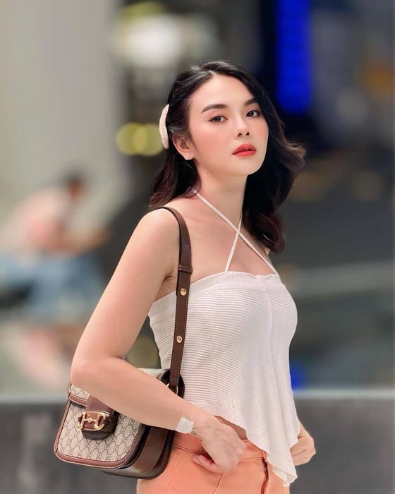 หลิว อาจารียา แจกวาร์ป นักร้องลูกทุ่ง สาวสวย เซ็กซี่ น่ารัก ขวัญใจหนุ่ม ๆ 38