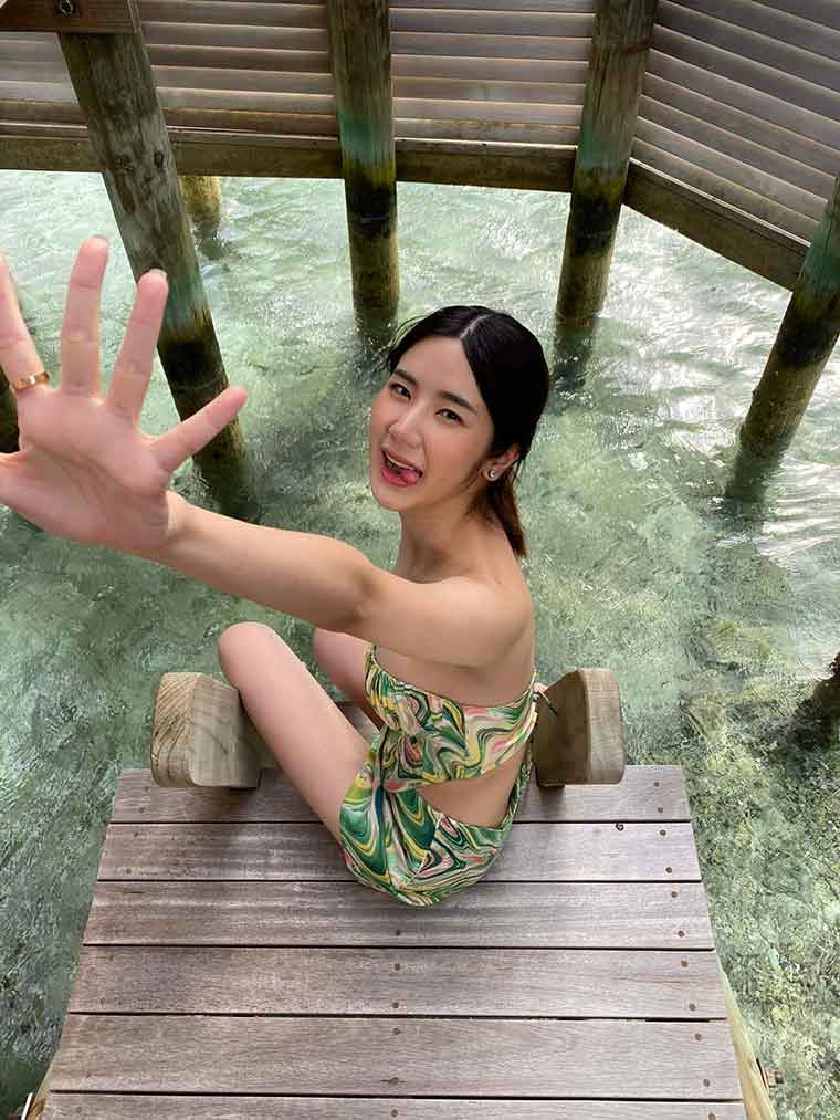 นุ่น สุทธิภา แจกวาร์ ดารา นักแสดง ยูทูบเบอร์ สาวสวย หุ่นแซ่บ ดีกรีไม่ธรรมดา 17
