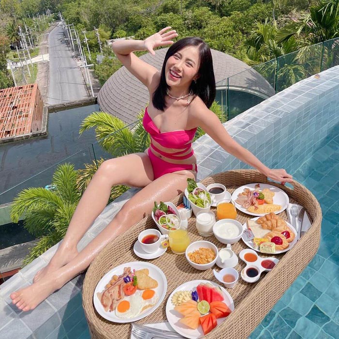 ครูกั้ง กันย์นุดี แจกวาร์ป เน็ตไอดอล สาวสวย หุ่นดี น่ารัก ดีกรีนักเต้นลีลาศทีมชาติ 9
