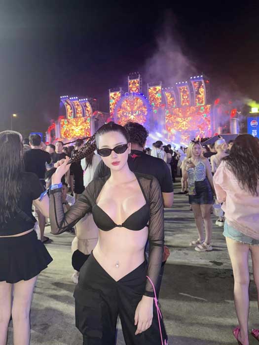 แบม เบญจมาศ แจกวาร์ป นางแบบ พริตตี้ สาวสวย เซ็กซี่ หุ่นแซ่บซี๊ด 25
