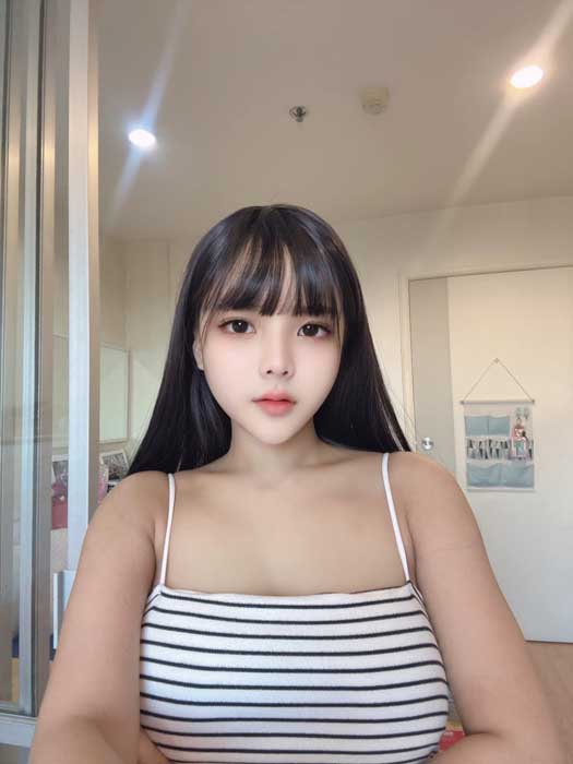 Theerawan น้อง ขวัญ สาวสวย ตัวเล็ก อกฟู โอนลี่แฟน ตัวท็อป 18+ 2