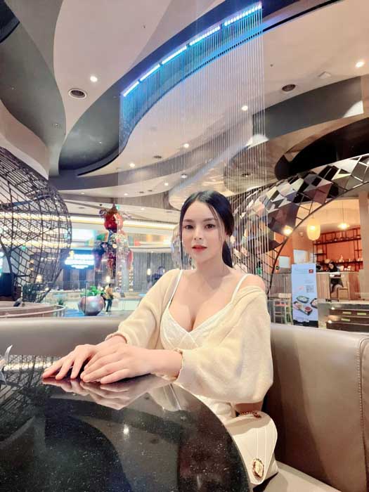 Theerawan น้อง ขวัญ สาวสวย ตัวเล็ก อกฟู โอนลี่แฟน ตัวท็อป 18+ 20