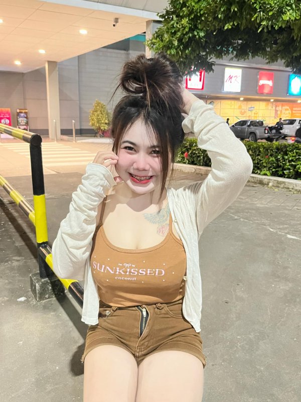 Biwty Kanjana น้อง บึ้ว แจกวาร์ป สาวอวบ อกใหญ่ เซ็กซี่ สวยแซ่บ 18+ 6