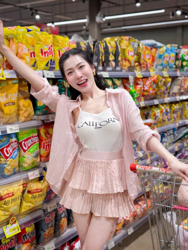 katsirirat แจกวาร์ป น้อง แคท สาวสวย หุ่นดี เซ็กซี่ น่ารัก ท่าเต้น เอวหวาน 18