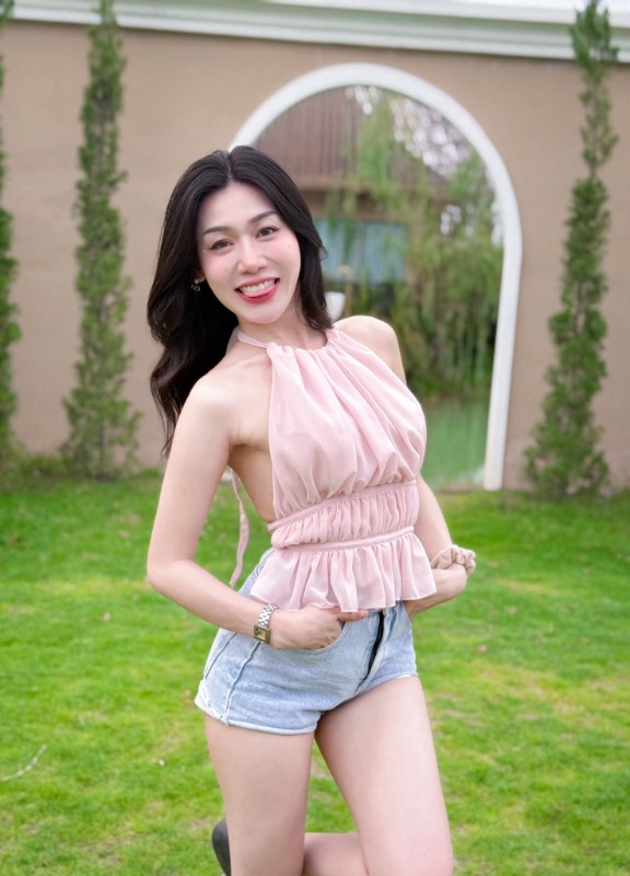 katsirirat แจกวาร์ป น้อง แคท สาวสวย หุ่นดี เซ็กซี่ น่ารัก ท่าเต้น เอวหวาน 2