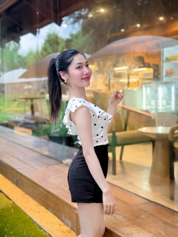 katsirirat แจกวาร์ป น้อง แคท สาวสวย หุ่นดี เซ็กซี่ น่ารัก ท่าเต้น เอวหวาน 21