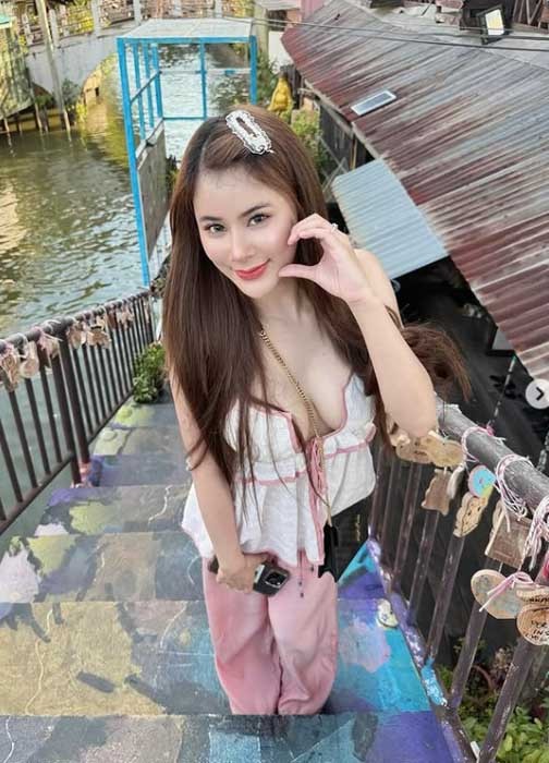 praewdrr น้อง แพรว แจกวาร์ป สาวสวย เซ็กซี่ นมโต หุ่นแซ่บ ดาวติ๊กต๊อก 16