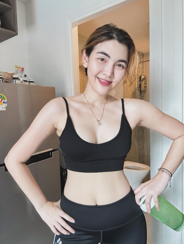 Natthanan Phueng น้อง ผึ้ง ดาวติ๊กต๊อก เซ็กซี่ ตัวท็อป น่ารัก นมโต 18+ 16