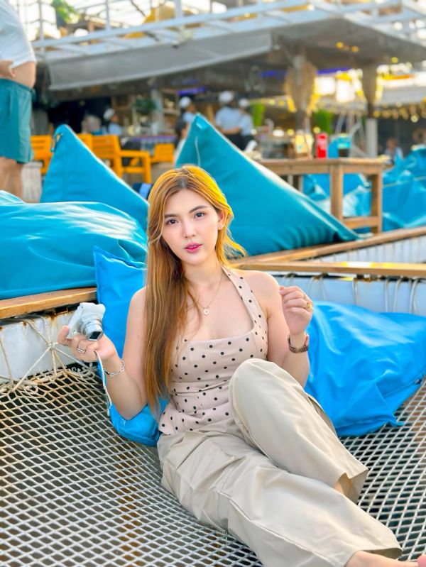 Natthanan Phueng น้อง ผึ้ง ดาวติ๊กต๊อก เซ็กซี่ ตัวท็อป น่ารัก นมโต 18+ 22