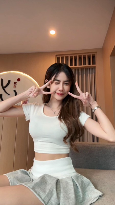 Aung R น้อง ออง สาวสวย ไอดอล สาวหมวย ตัวเล็ก นมโต เซ็กซี่ 18+ 15