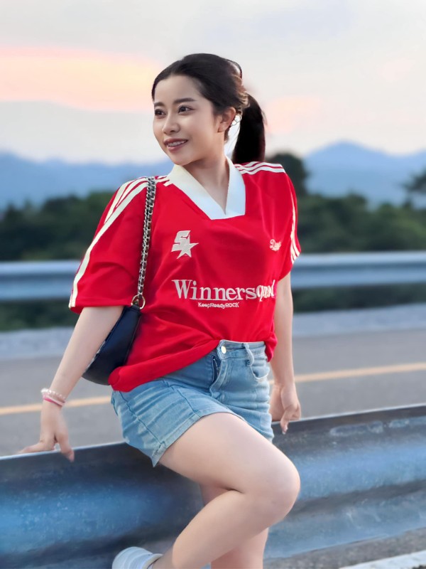 Fah Pattama น้อง ปลายฟ้า สาวสวย แคดดี้ ตัวเล็ก อกโต เซ็กซี่ แอบแซ่บ 1