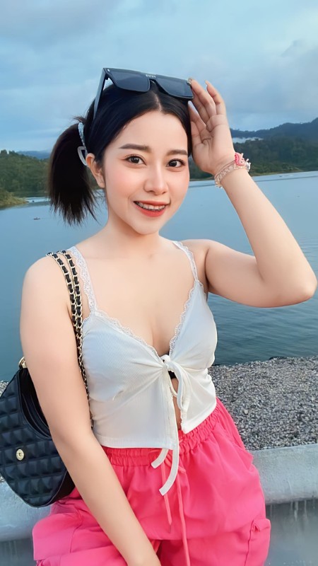 Fah Pattama น้อง ปลายฟ้า สาวสวย แคดดี้ ตัวเล็ก อกโต เซ็กซี่ แอบแซ่บ 5