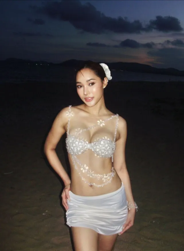 เปิดวาร์ป ณัฐกนก สิทธิรัตน์ ดาวtiktok สวยแซ่บ 18+ 14