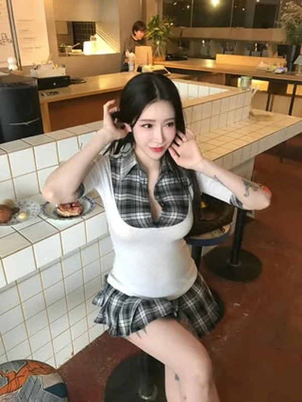 Babyyfaria ฟาเรีย ประวัติ นางแบบสาวฮอต ช่องทางติดตาม และผลงานล่าสุด 22